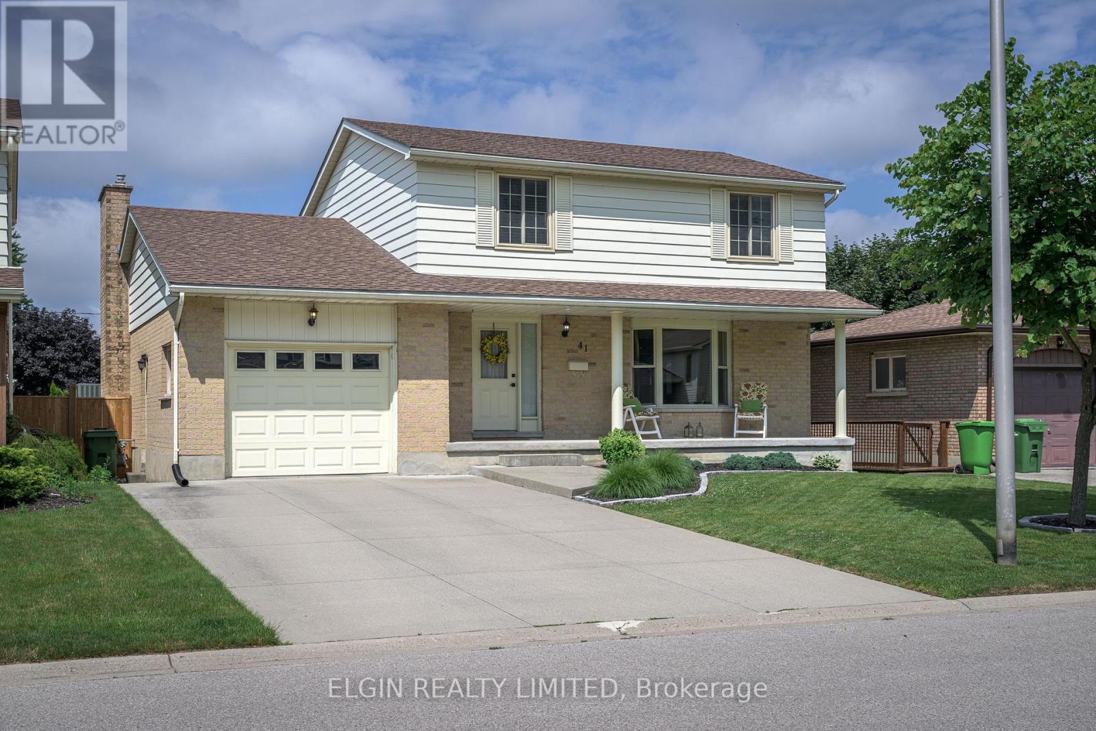 41 LUTON CRESCENT