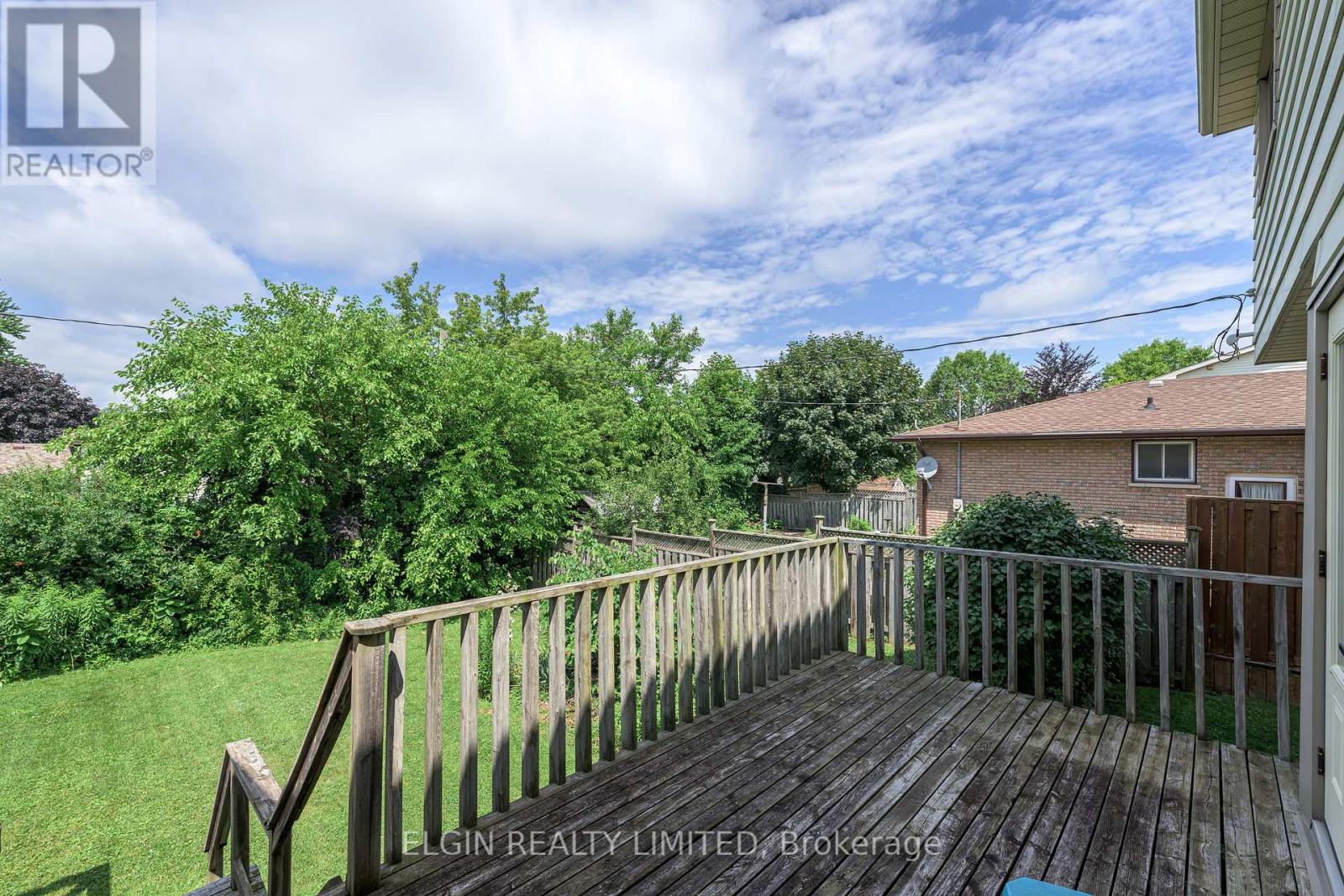 41 Luton Crescent Property Photo 13
