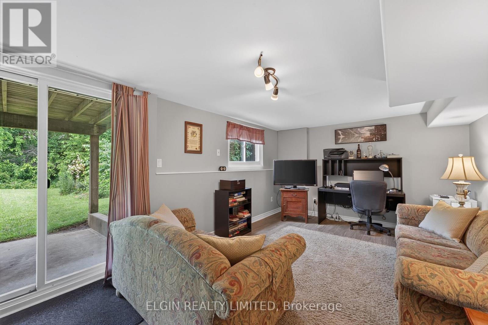 41 Luton Crescent Property Photo 37
