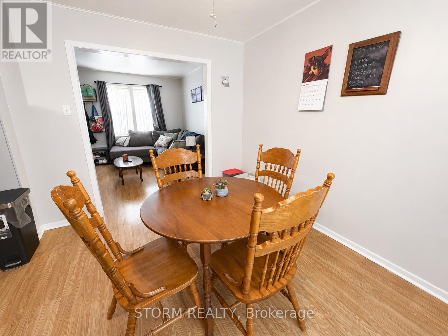 456 4th Street W Property Photo 10