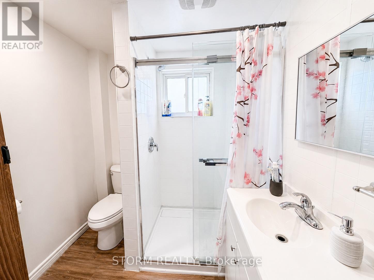 456 4th Street W Property Photo 23