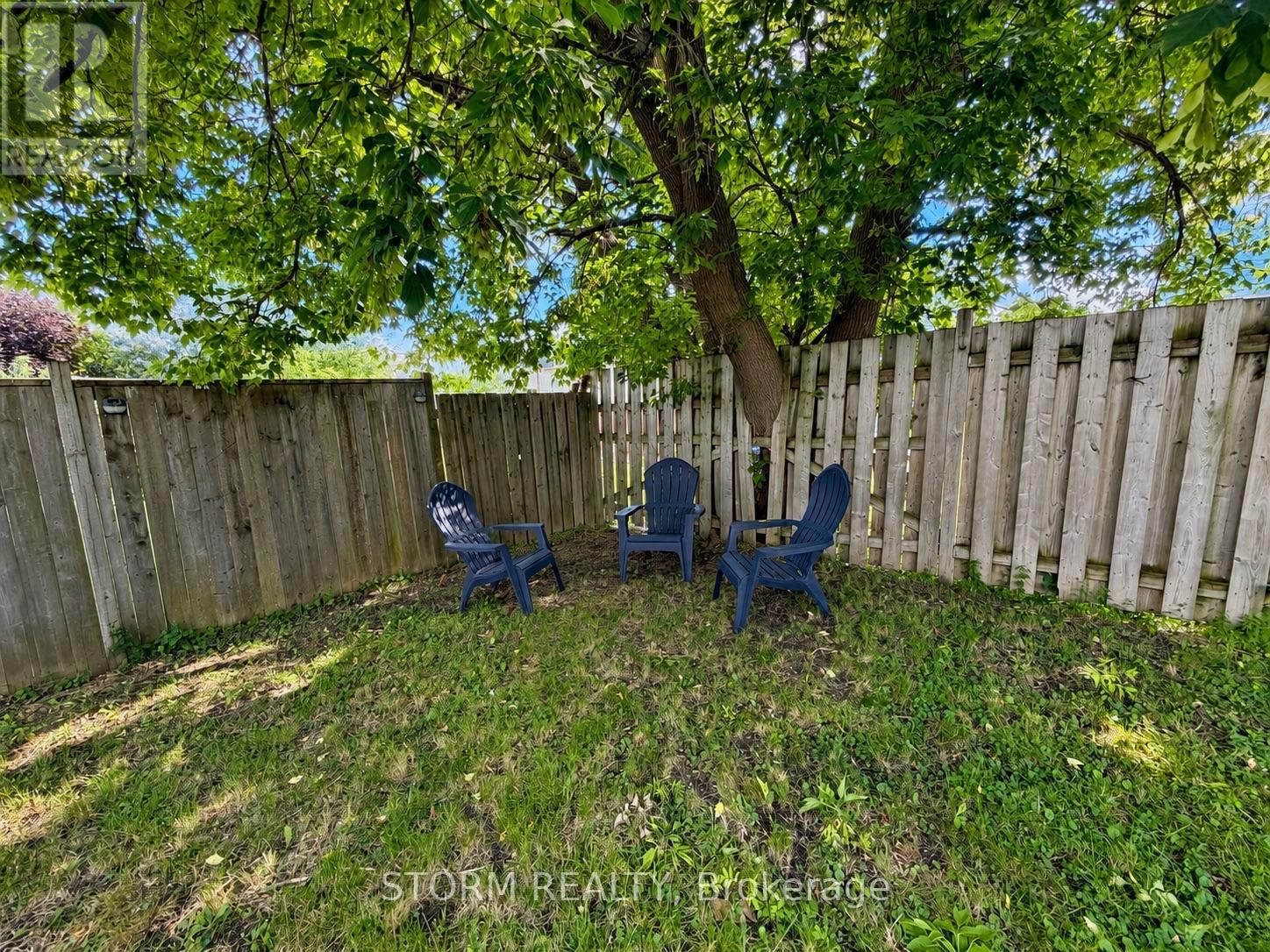 456 4th Street W Property Photo 27