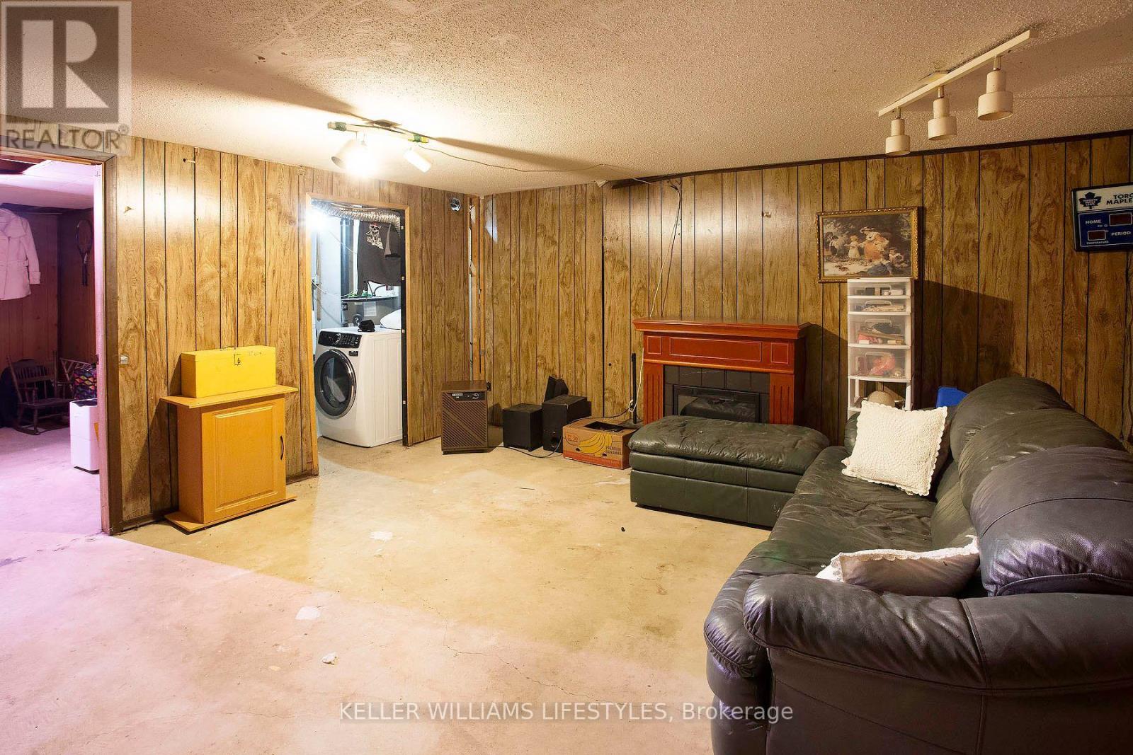 120 Monmore Road Property Photo 17
