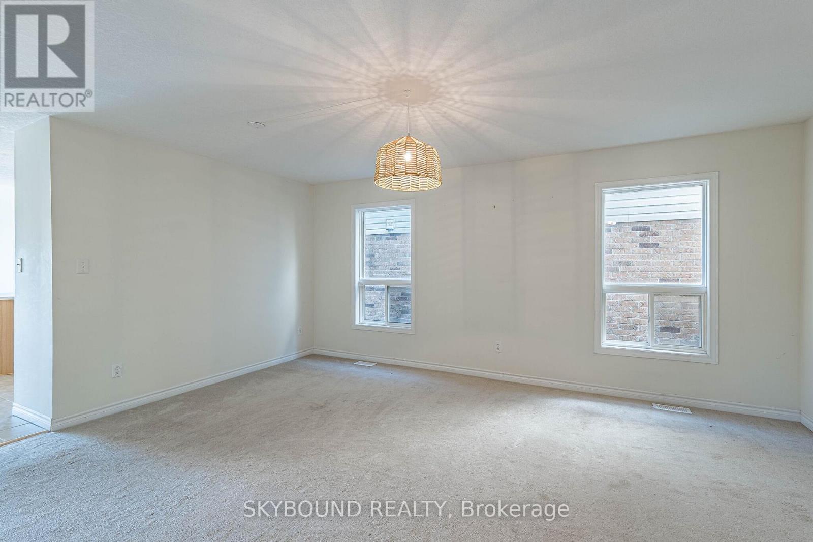 735 Karlsfeld Road Property Photo 9