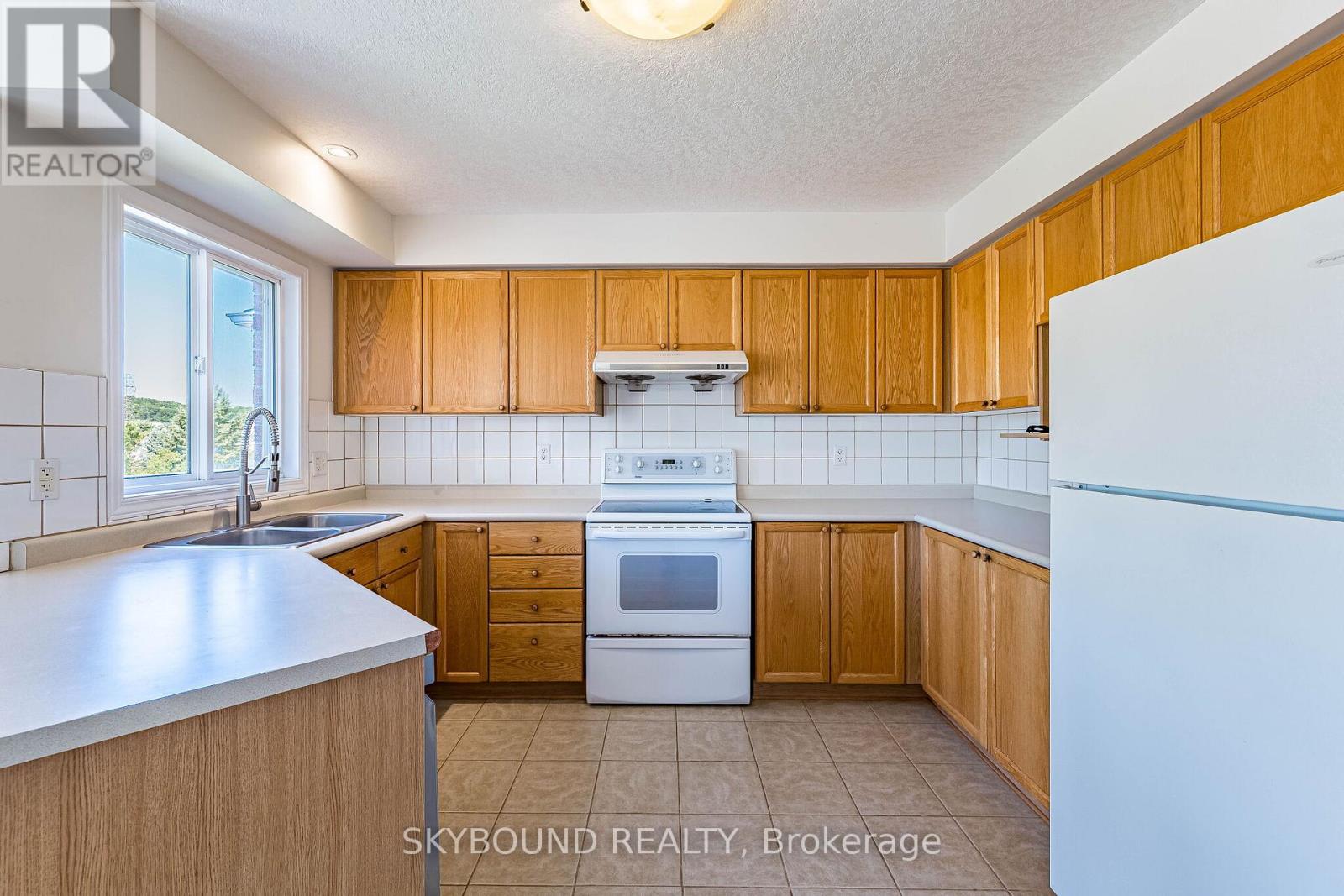 735 Karlsfeld Road Property Photo 19