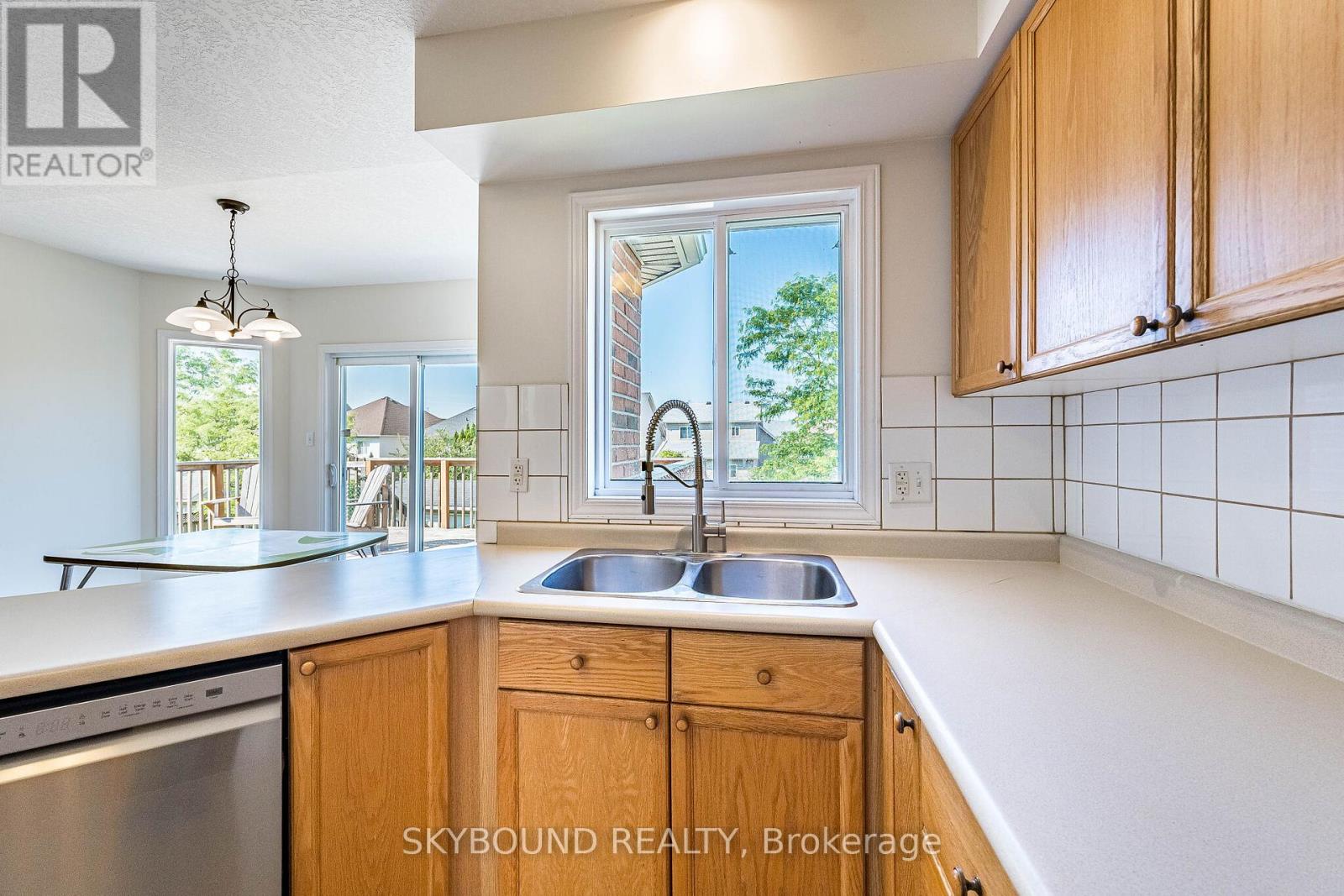 735 Karlsfeld Road Property Photo 21