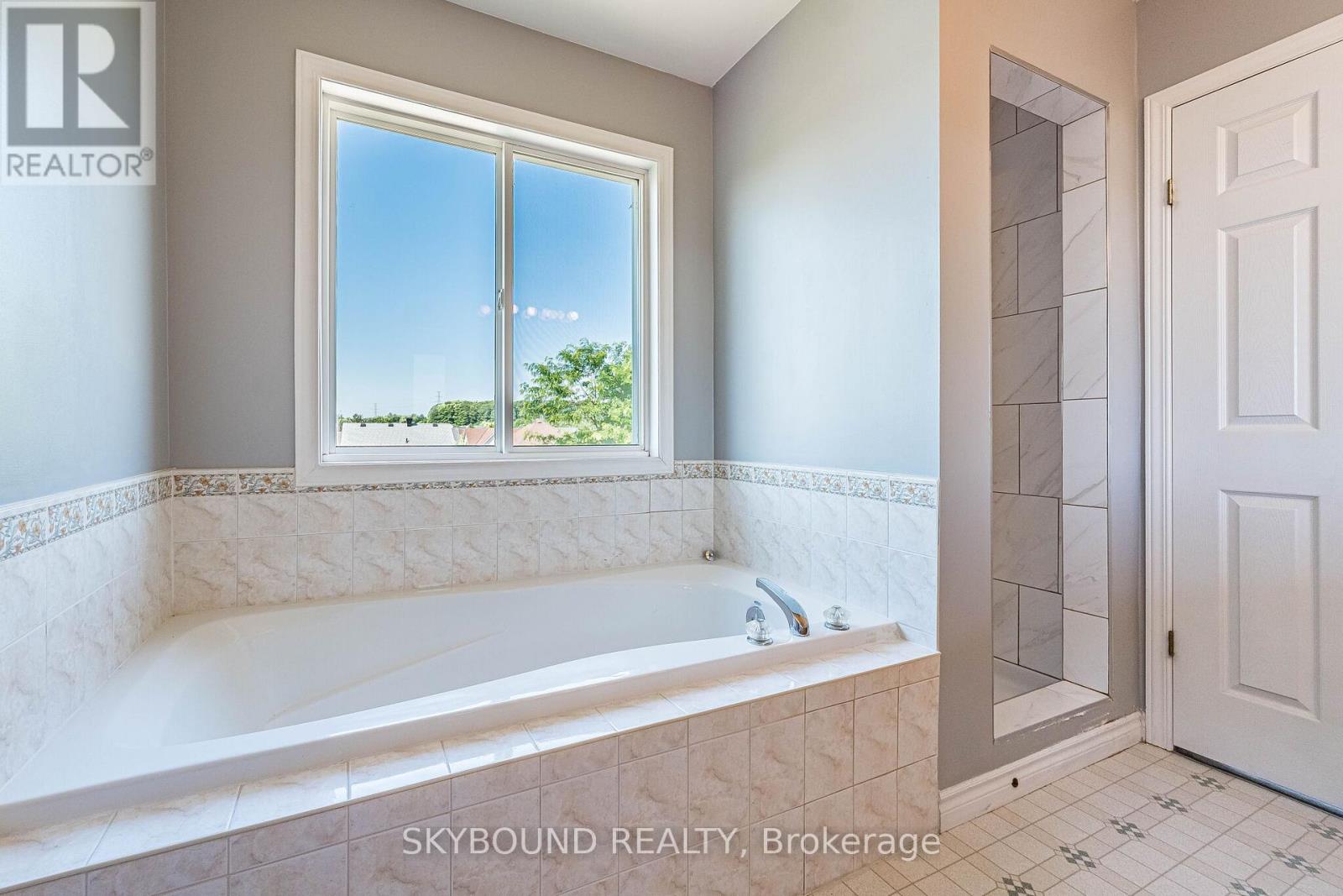 735 Karlsfeld Road Property Photo 32