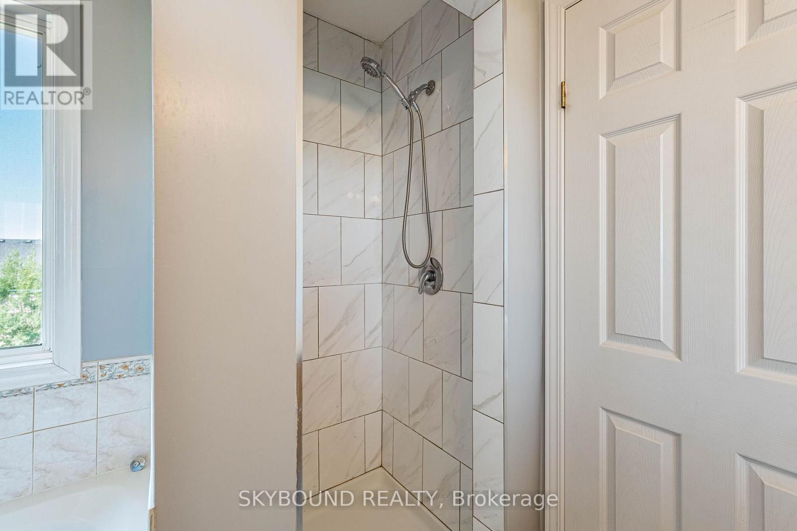 735 Karlsfeld Road Property Photo 33