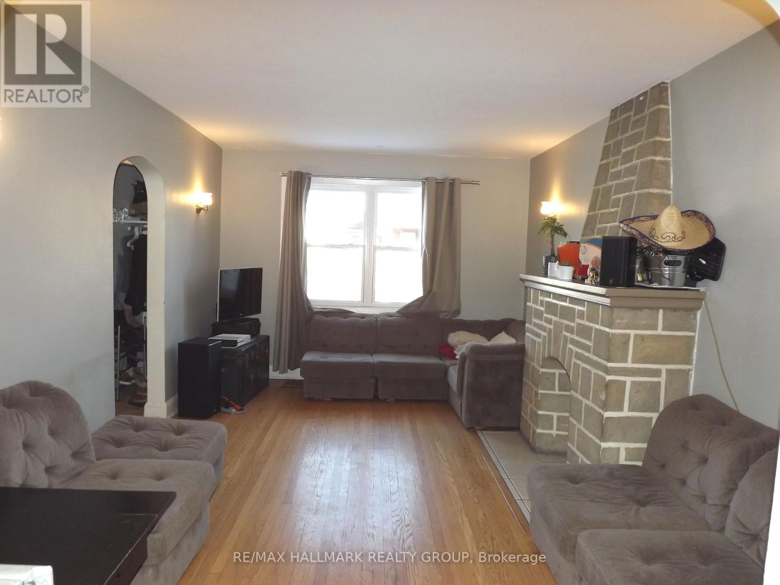 568 Gladstone Avenue Property Photo 9