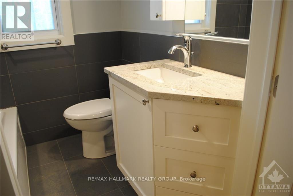 568 Gladstone Avenue Property Photo 15