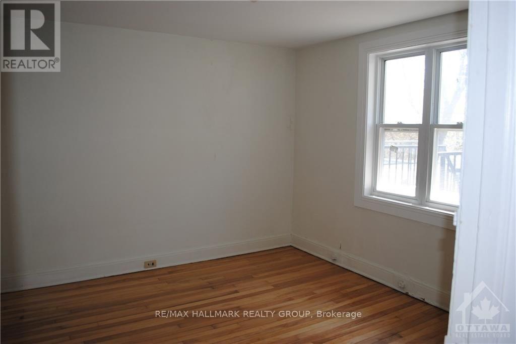 568 Gladstone Avenue Property Photo 17