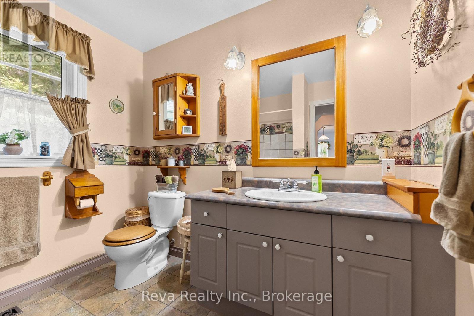152 Hass Road Property Photo 14