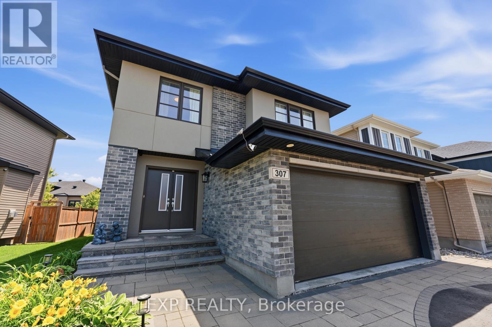 307 Oxer Place Property Photo 2