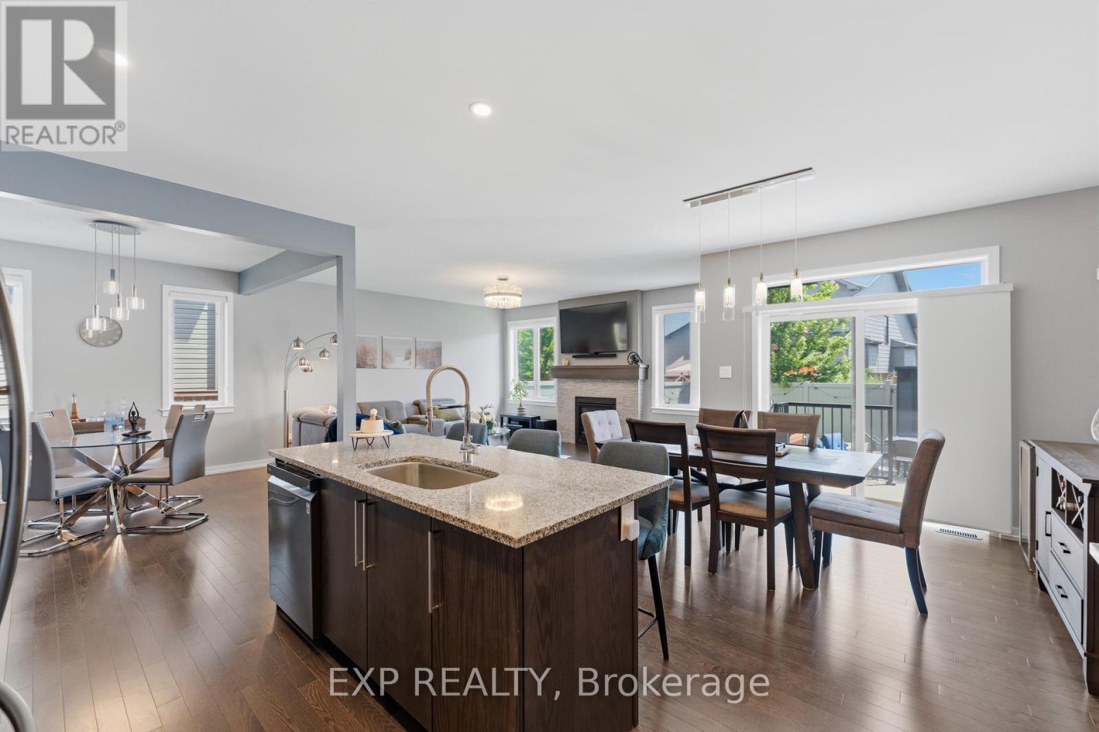 307 Oxer Place Property Photo 10