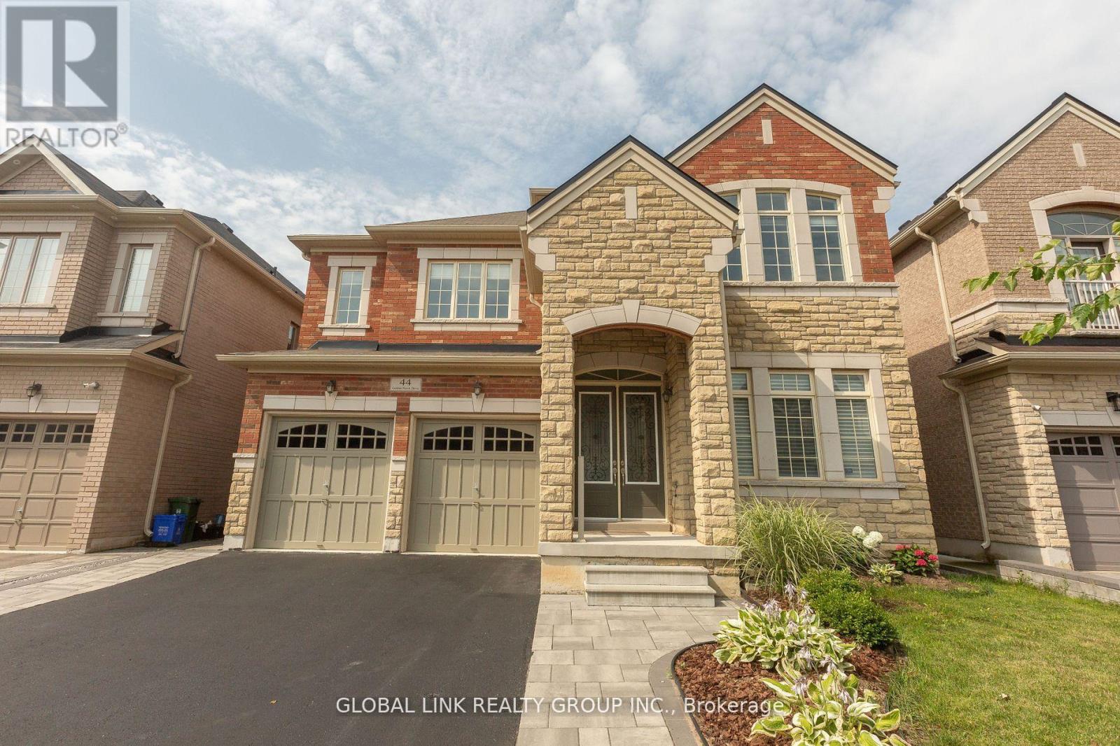 44 GOLDEN HAWK DRIVE