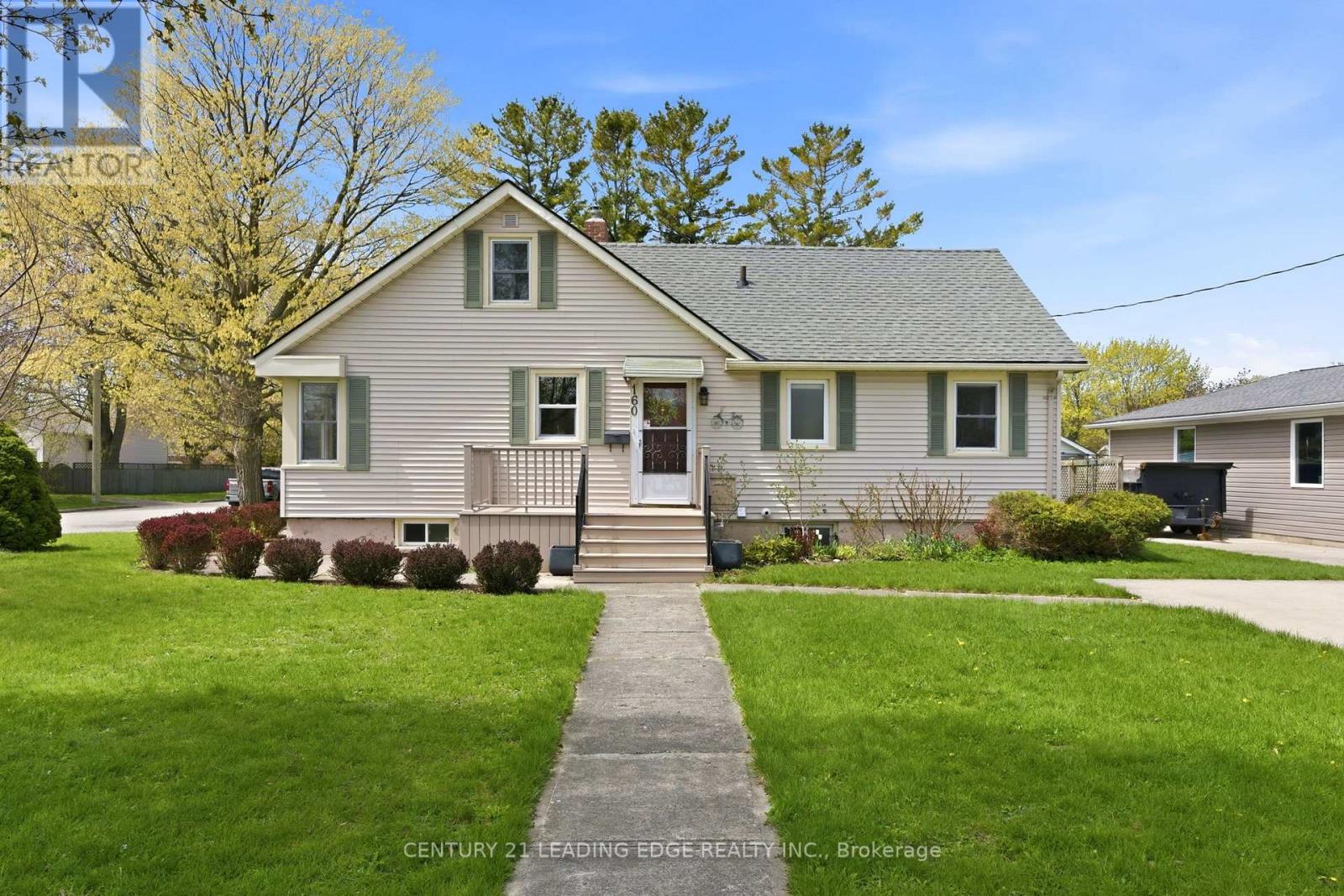 160 WIDDER STREET