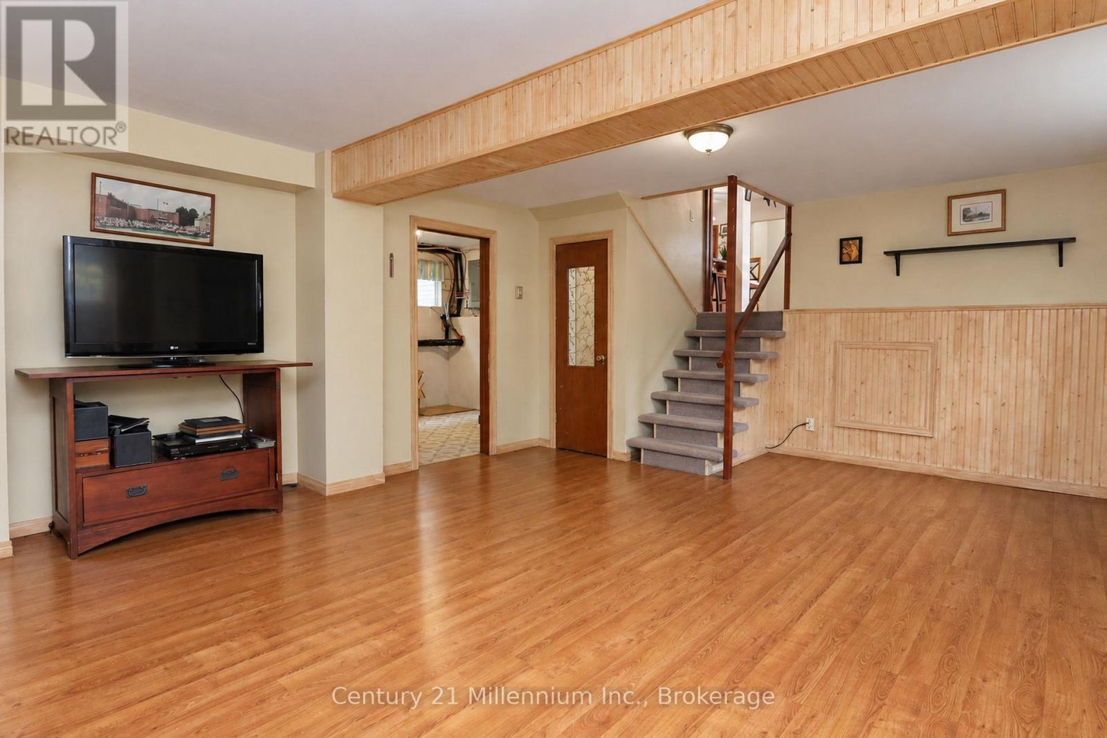 112197 Grey Road 3 Road N Property Photo 23