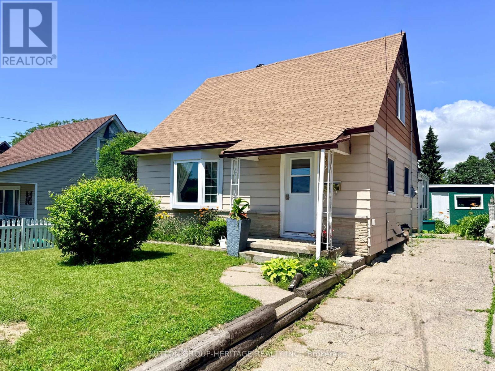 8 Fraser Street Property Photo 1