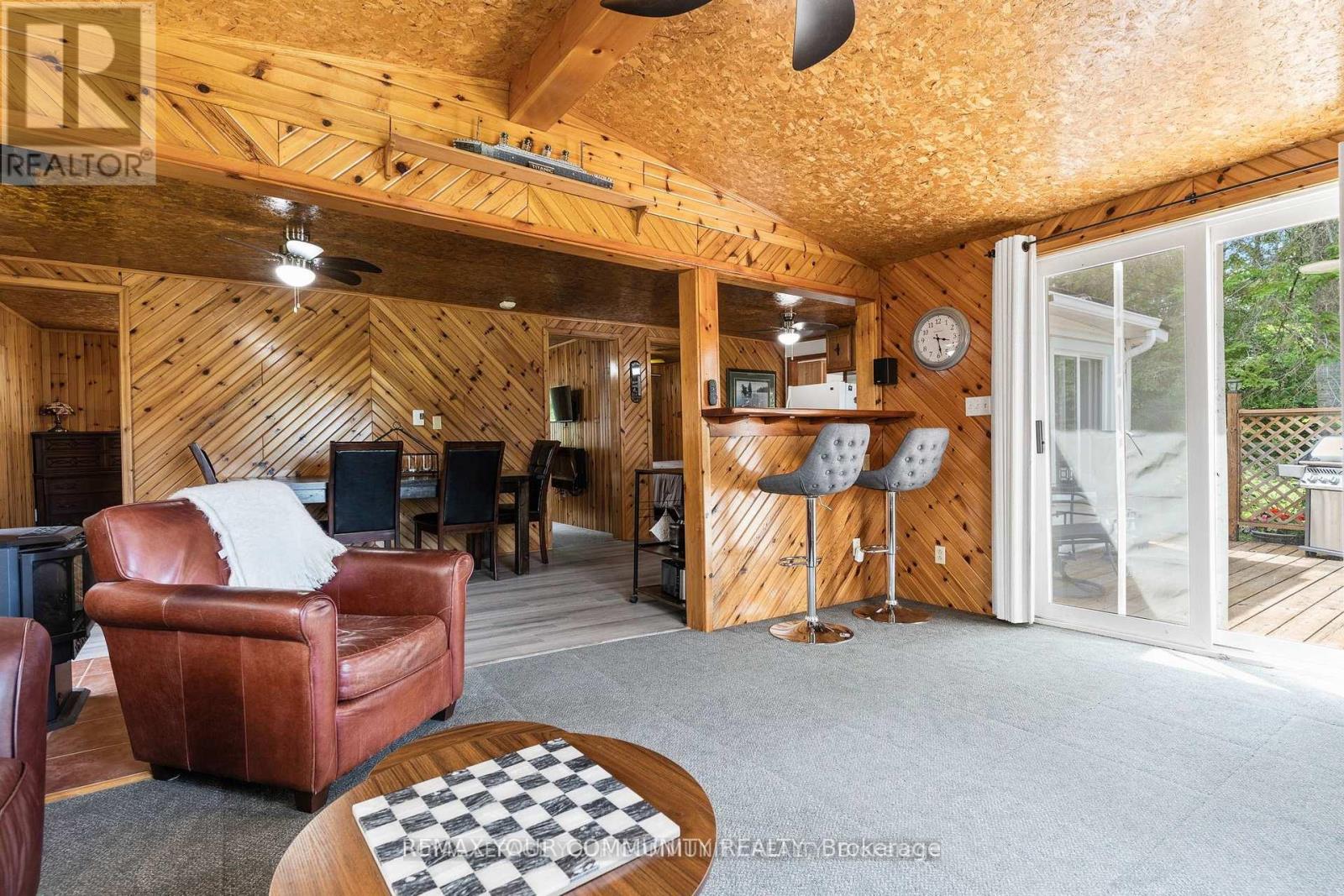 1139 Canuck Trail Property Photo 14