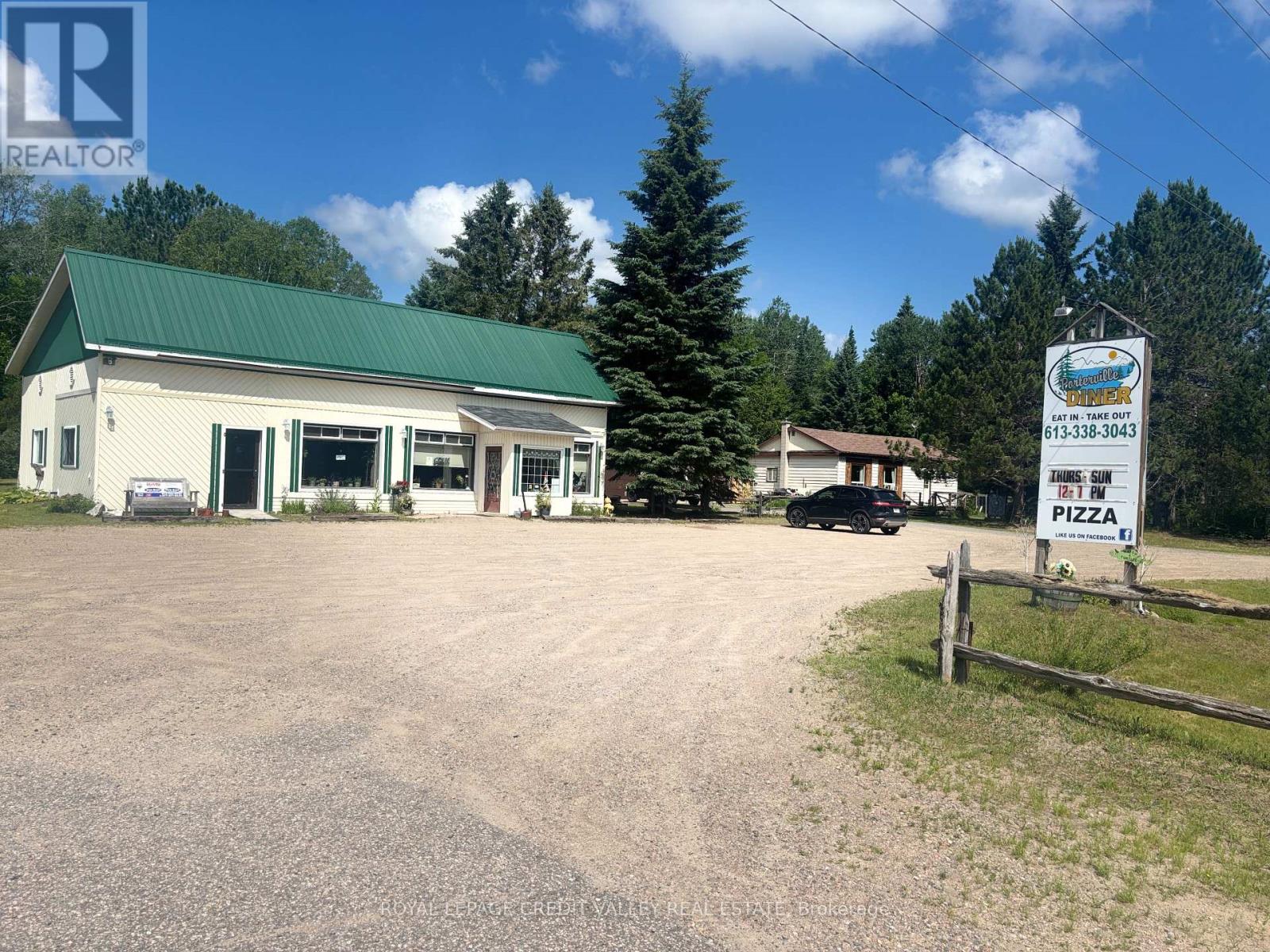2367 Highway 127 Road N Property Photo 1