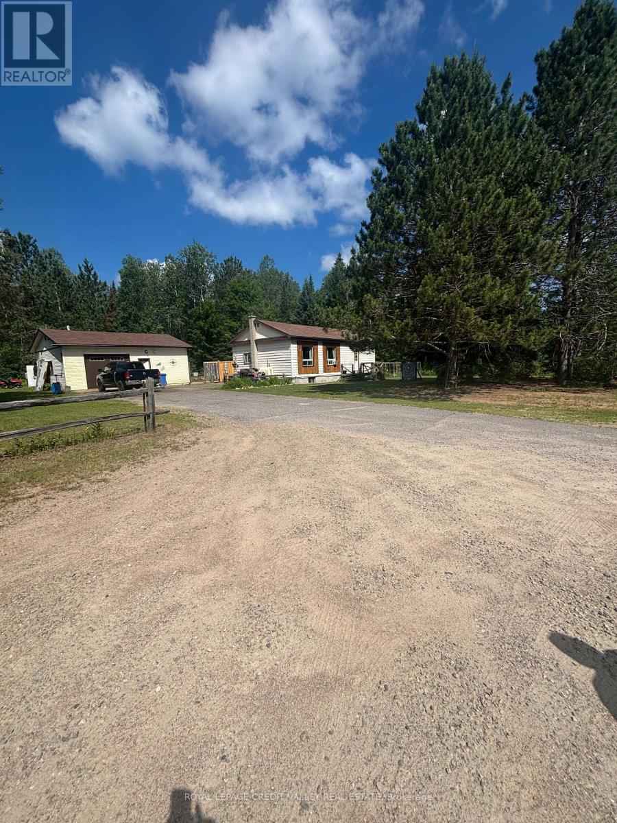 2367 Highway 127 Road N Property Photo 17