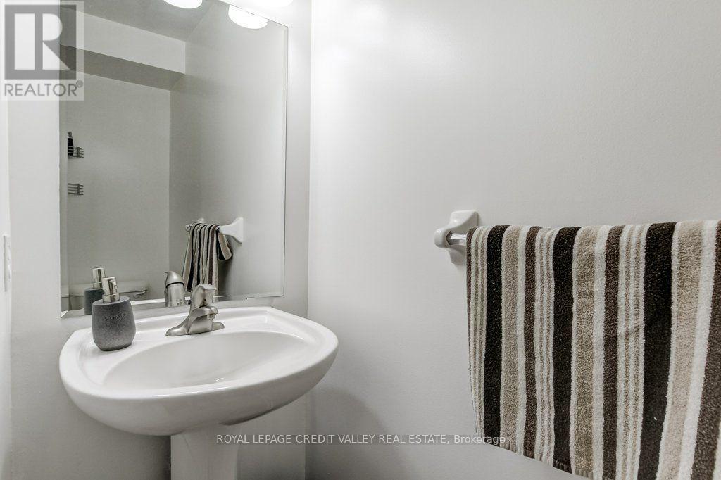 66 - 71 Garth Massey Drive Property Photo 10
