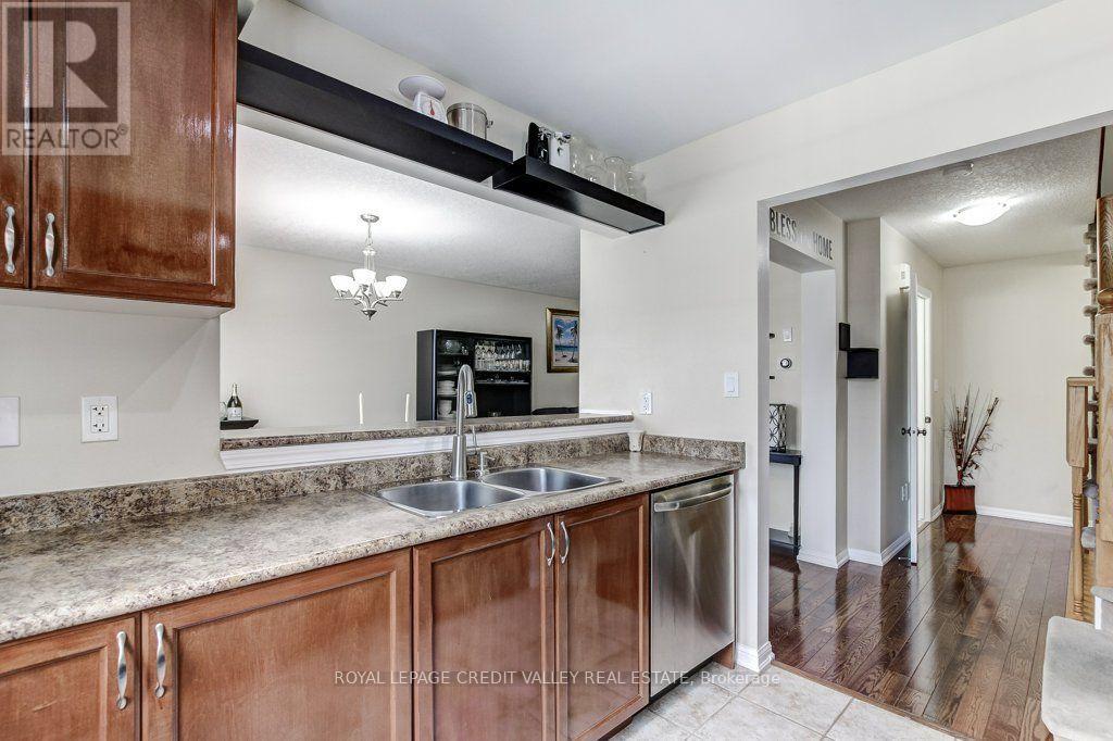 66 - 71 Garth Massey Drive Property Photo 15
