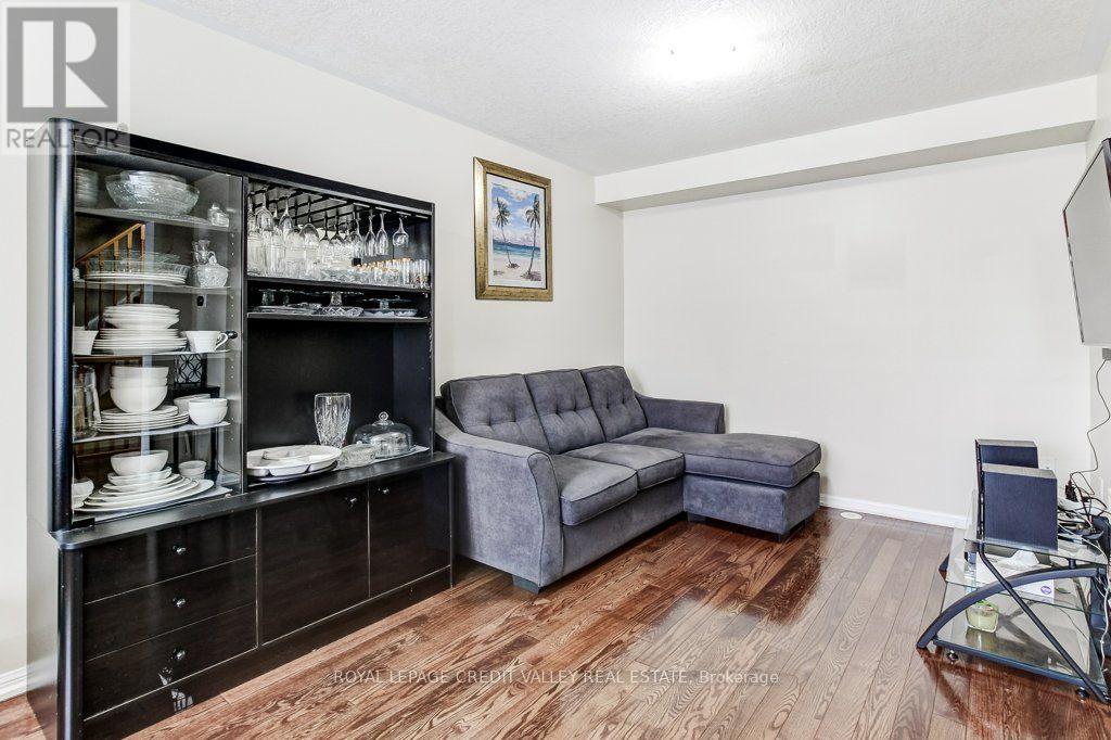 66 - 71 Garth Massey Drive Property Photo 23
