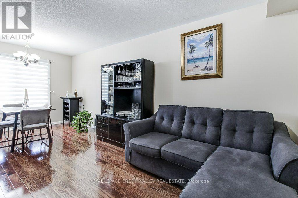 66 - 71 Garth Massey Drive Property Photo 24