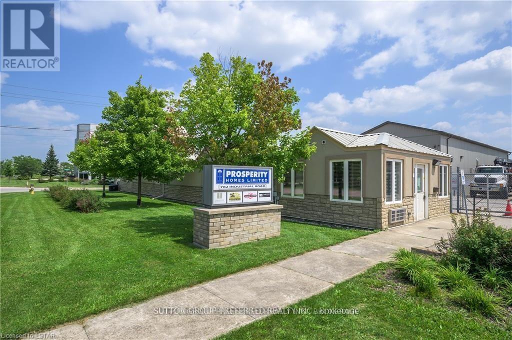 782 Industrial (unit A) Road Property Photo 6