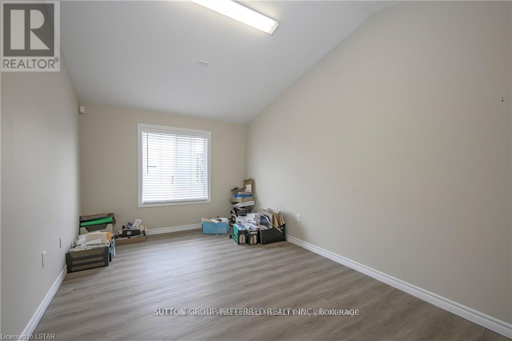 782 Industrial (unit A) Road Property Photo 17