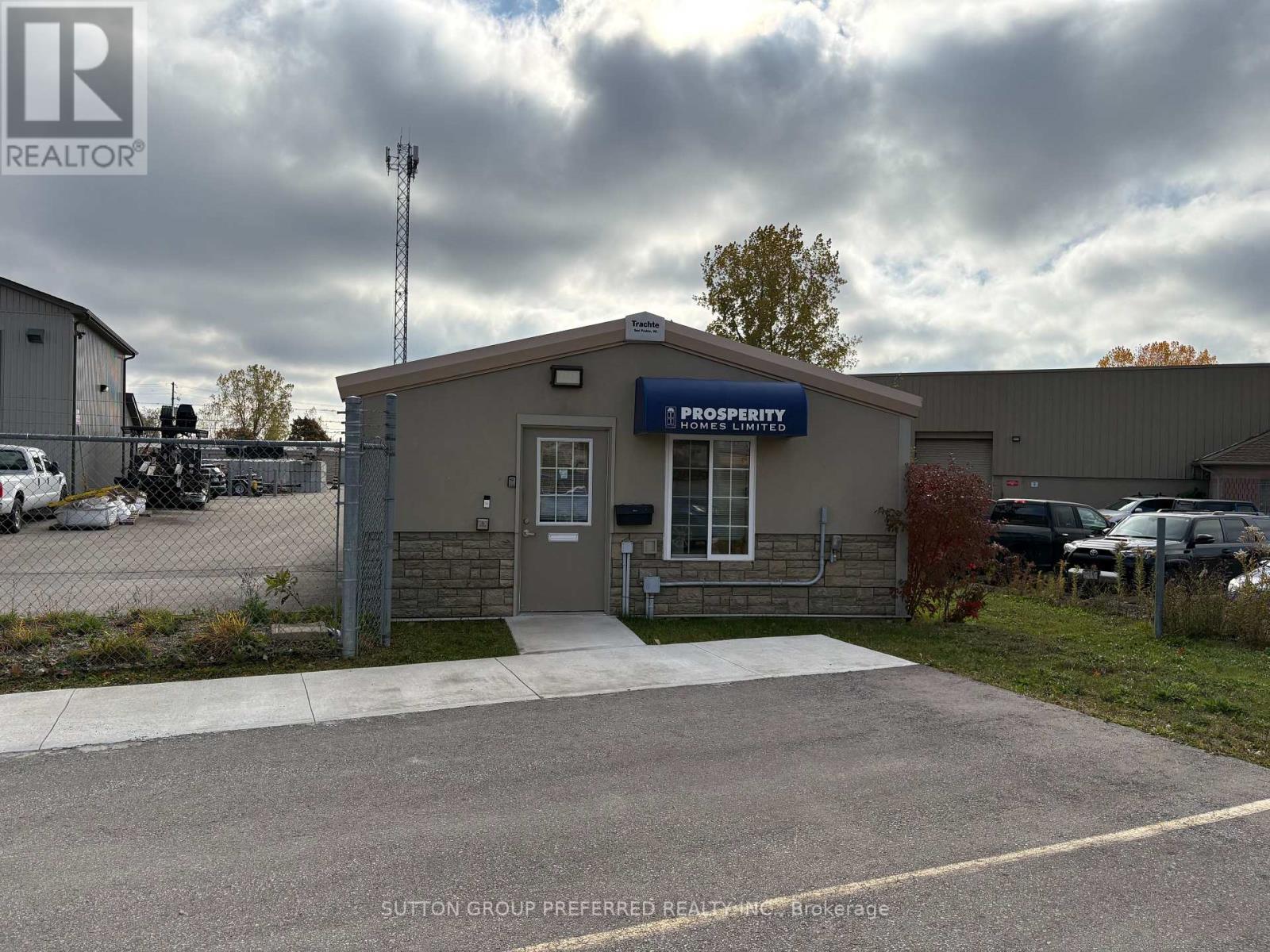 782 Industrial (unit B) Road Property Photo 1