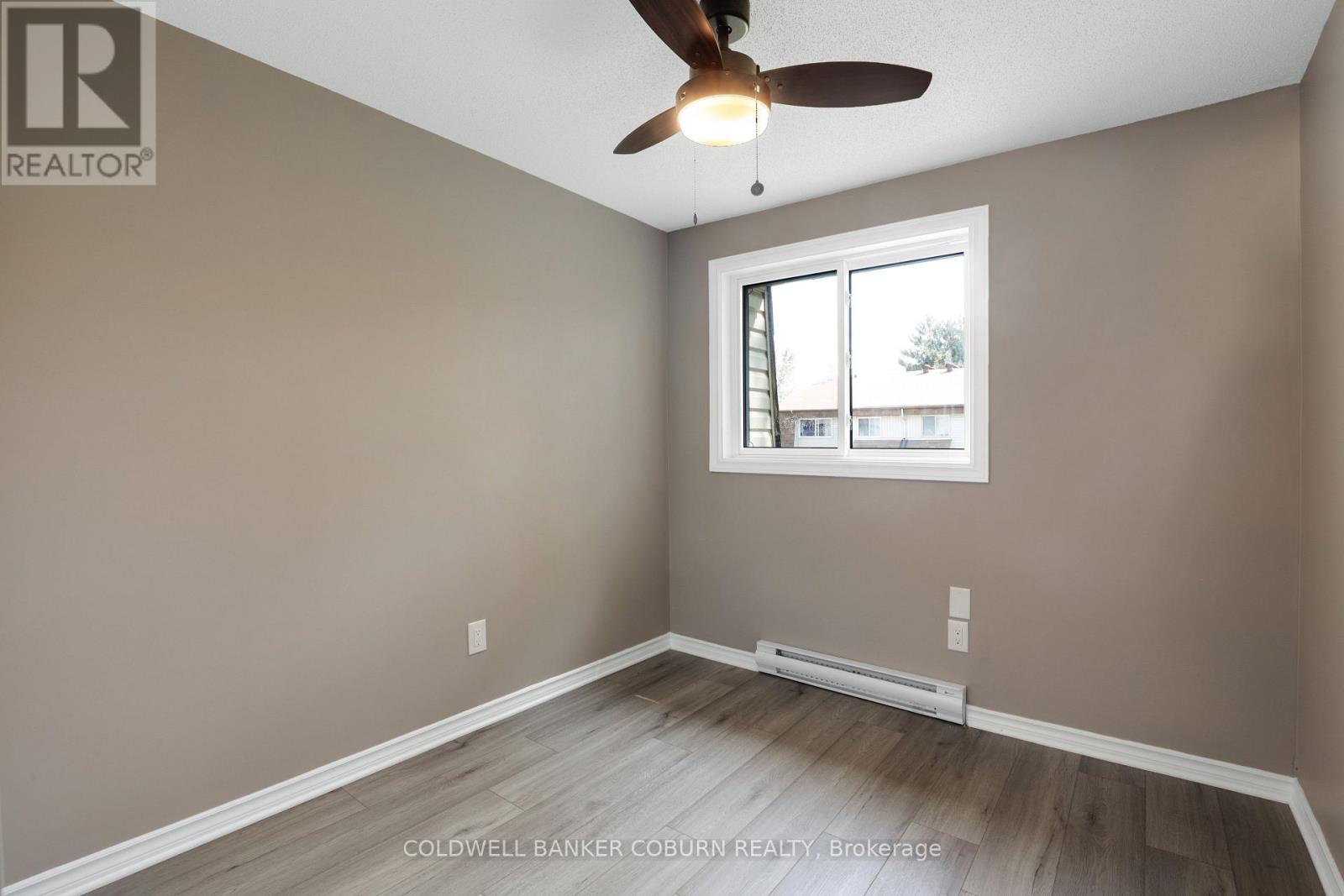 23 - 23 Sonnet Crescent S Property Photo 20