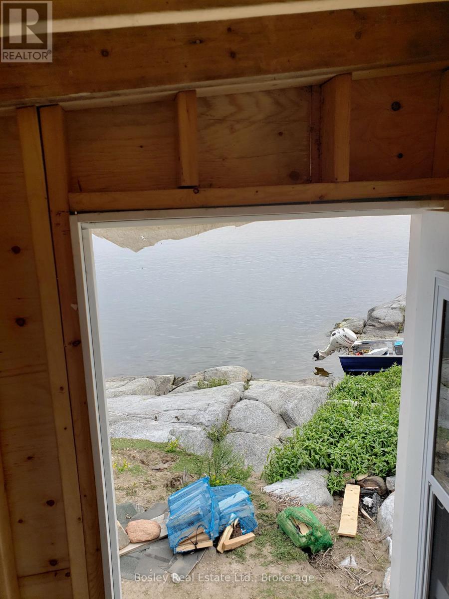 2 - 115 Georgian Bay Port Severn Street Property Photo 9