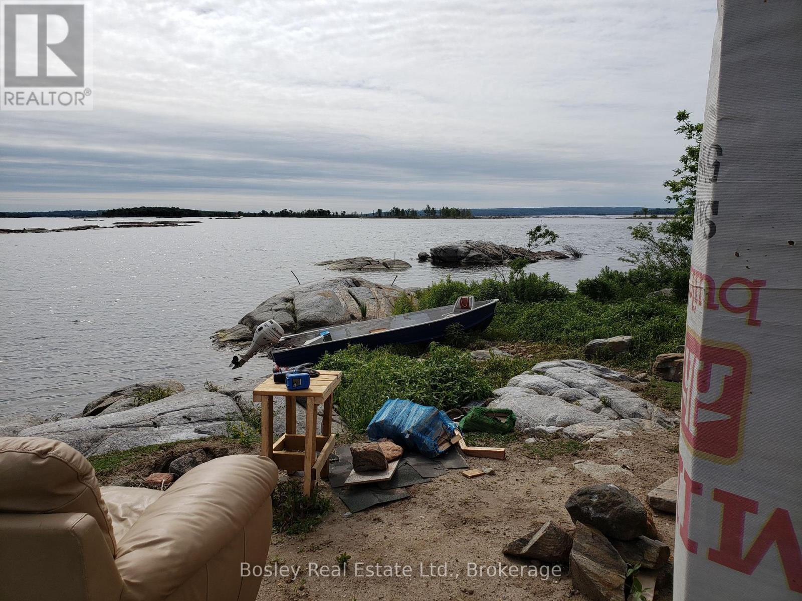 2 - 115 Georgian Bay Port Severn Street Property Photo 11