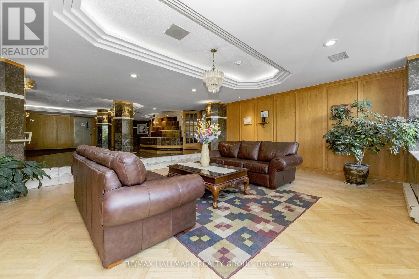 1104 - 960 Teron Road Property Photo 4