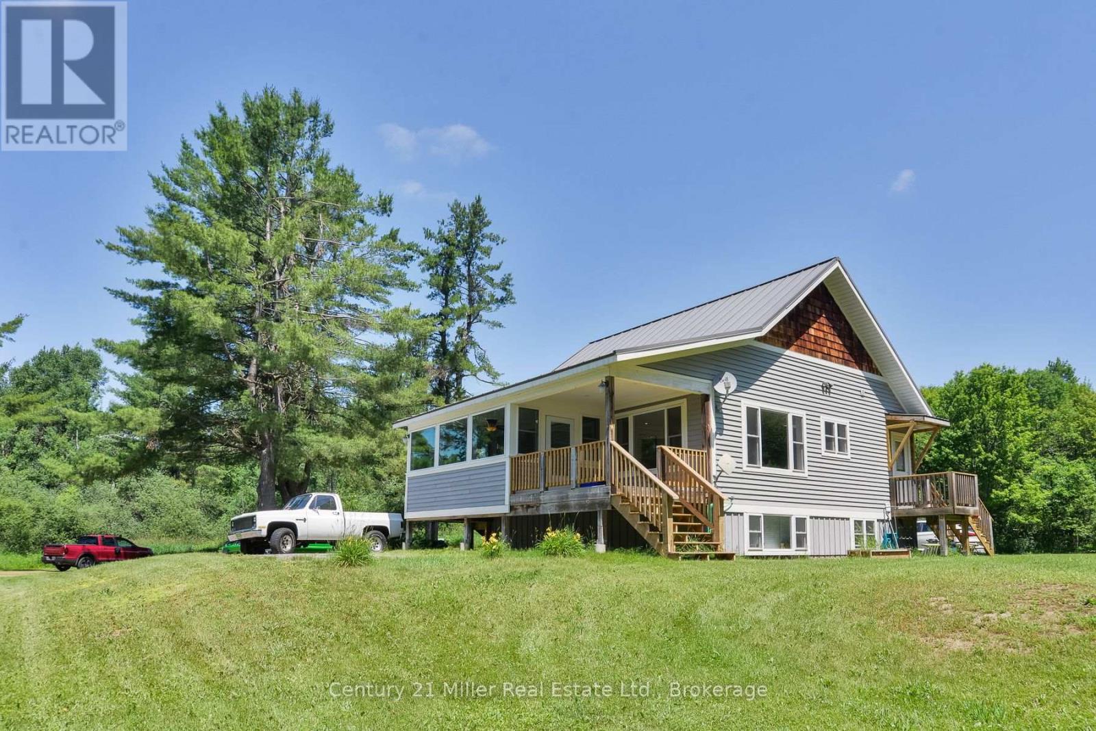 1028 Medora Lake Road Property Photo 2