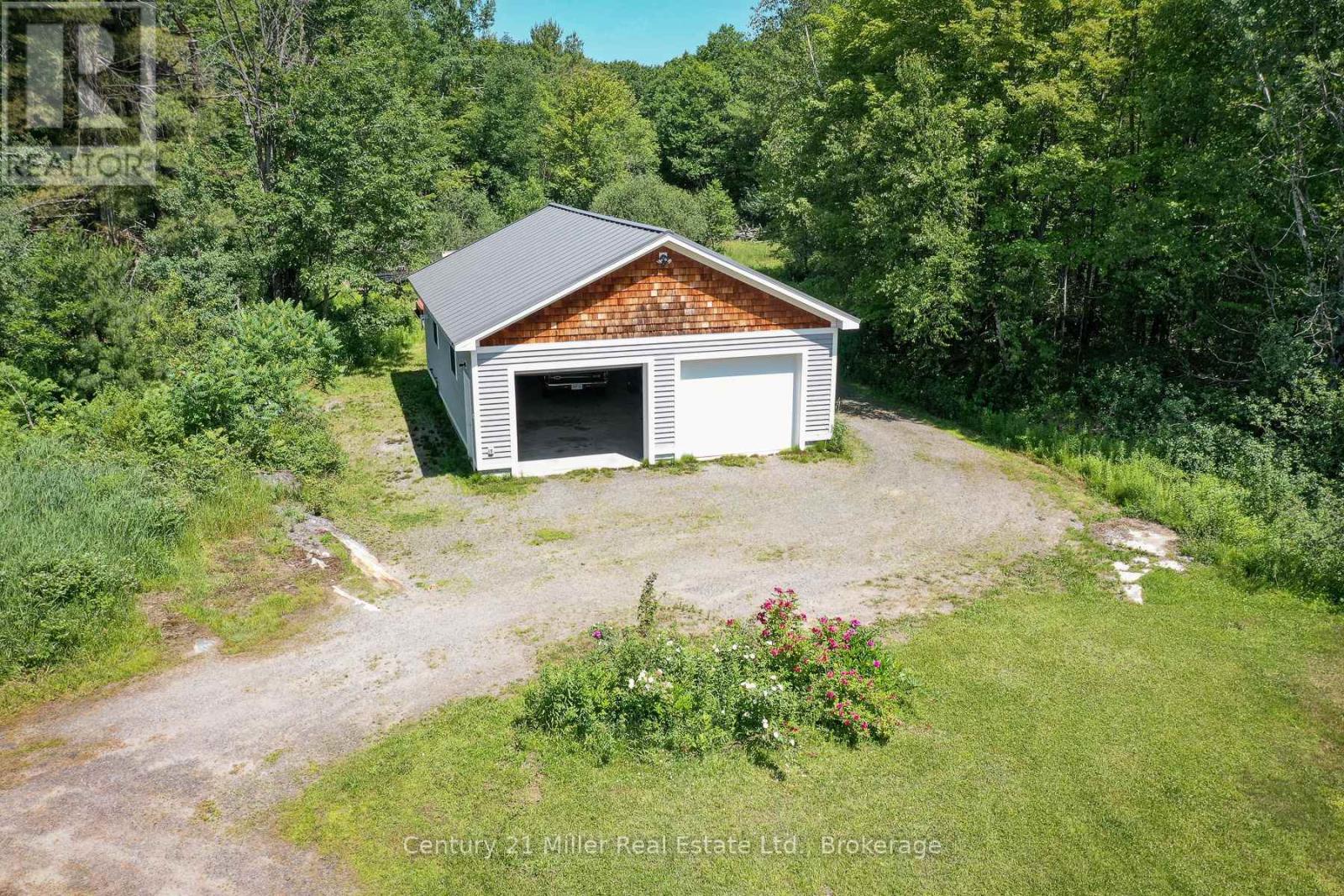 1028 Medora Lake Road Property Photo 4