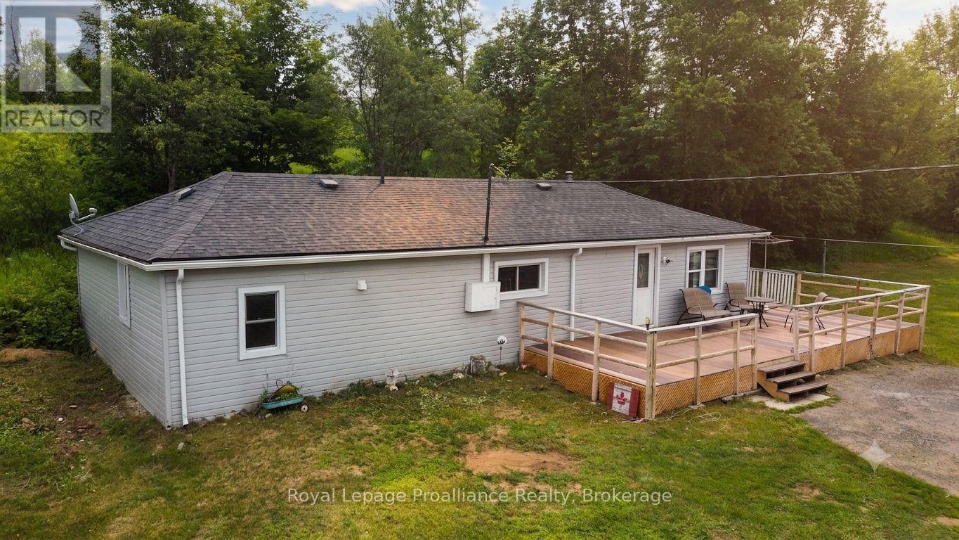 4310 Henderson Road Property Photo 1