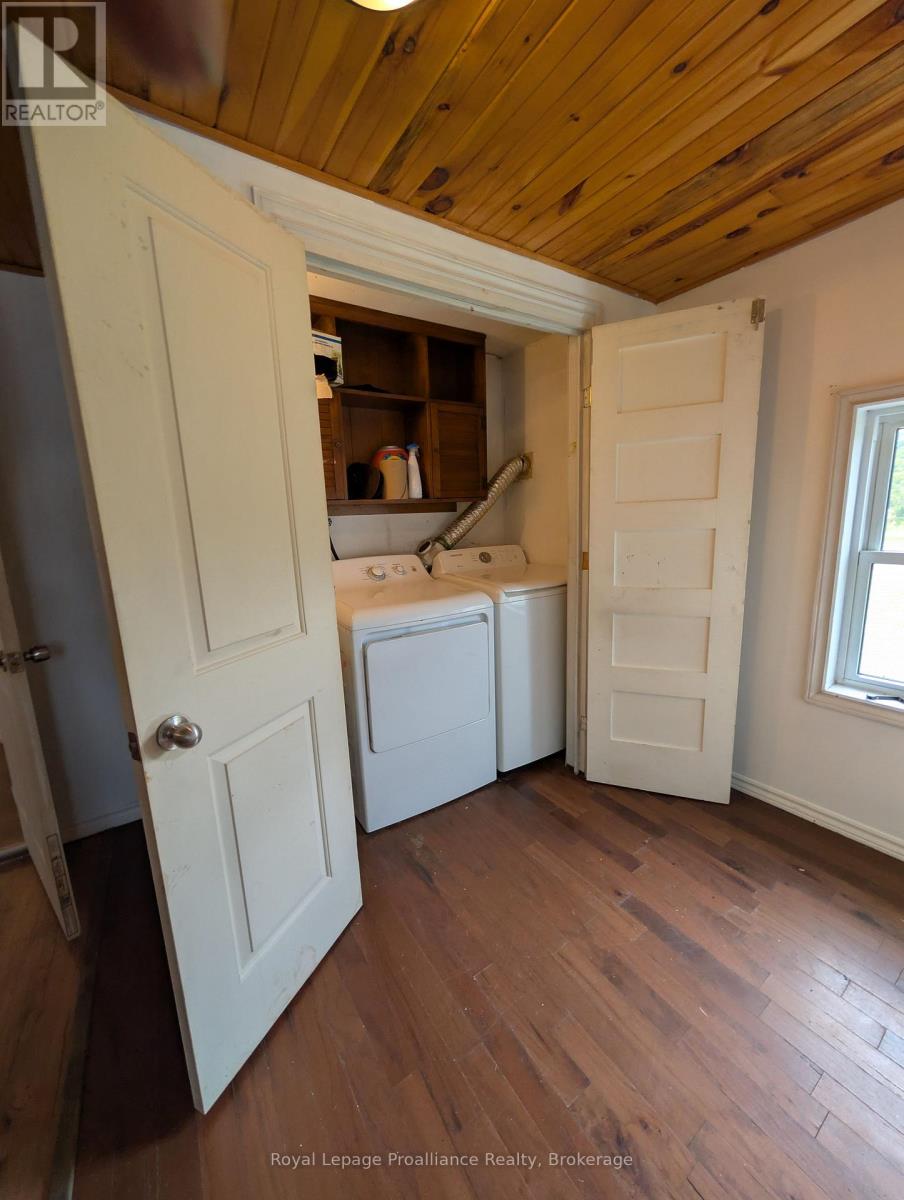 4310 Henderson Road Property Photo 18