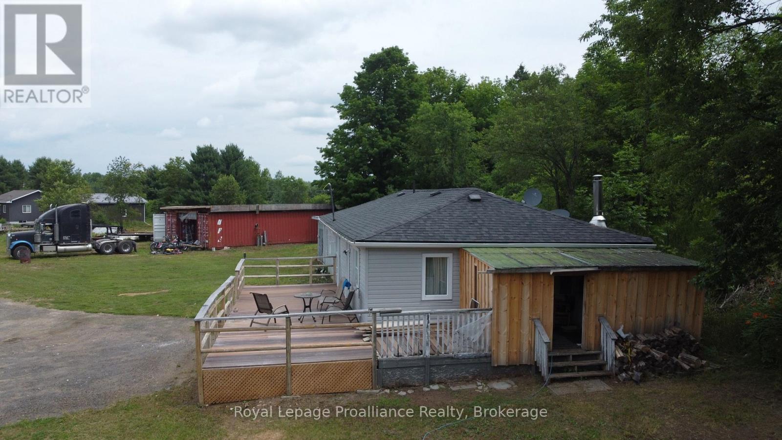 4310 Henderson Road Property Photo 19