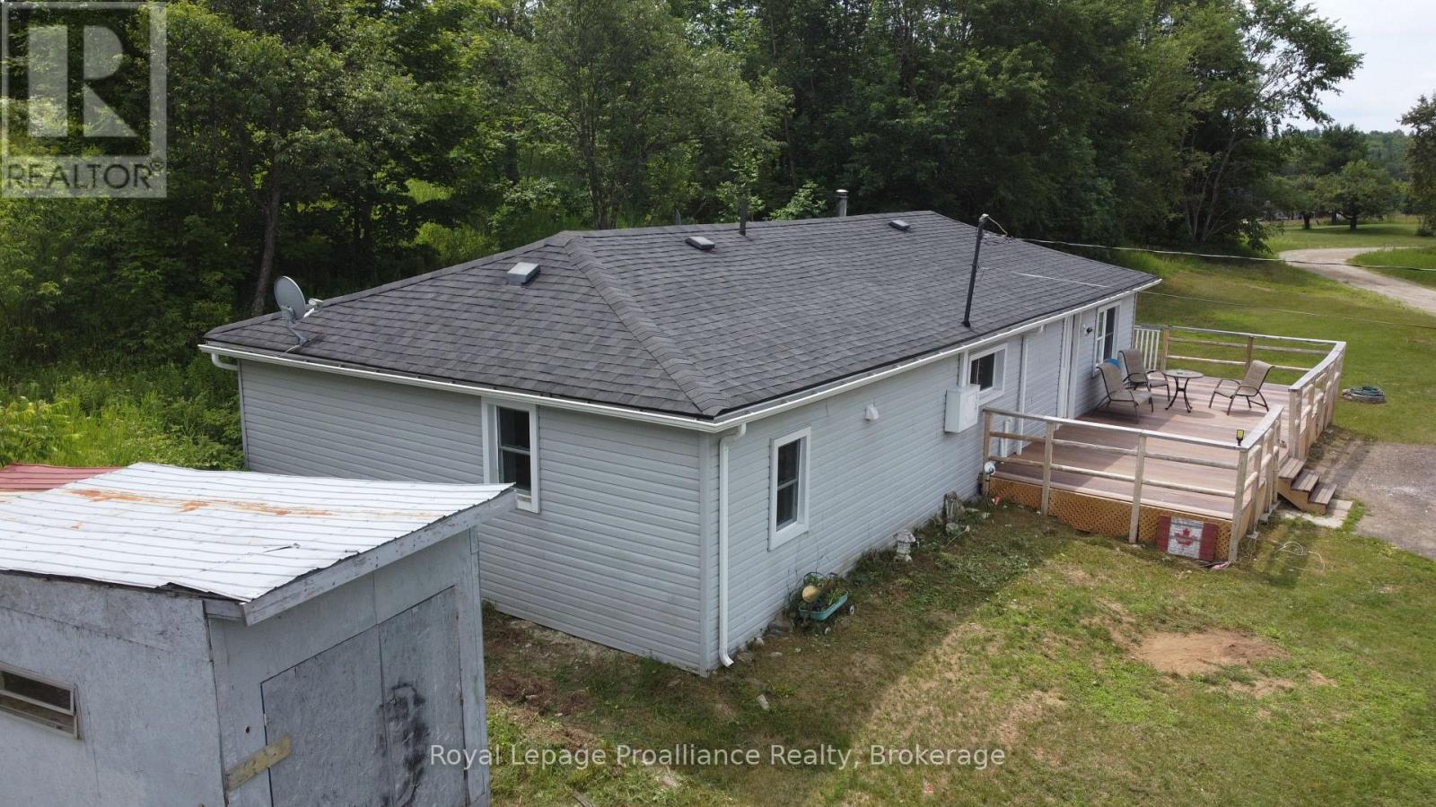 4310 Henderson Road Property Photo 21