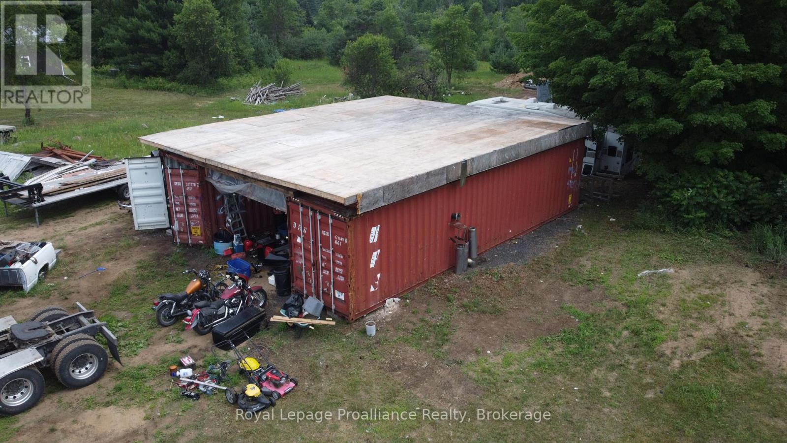 4310 Henderson Road Property Photo 24
