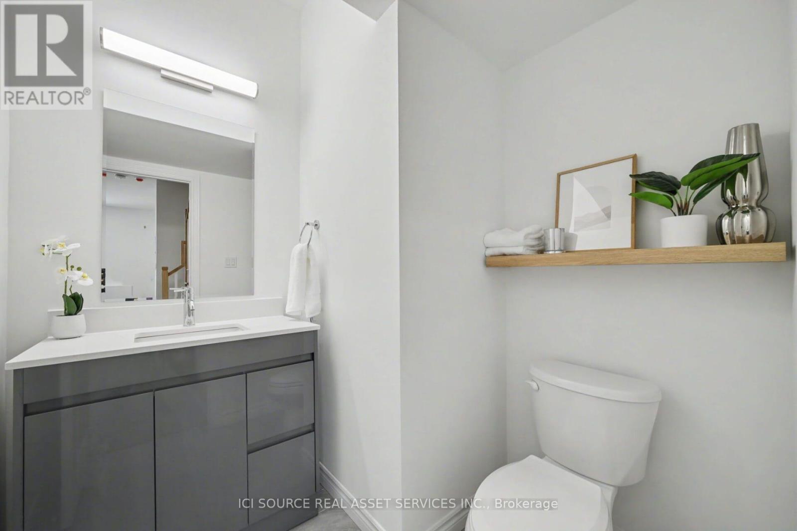 10 - 2 Slessor Boulevard Property Photo 9