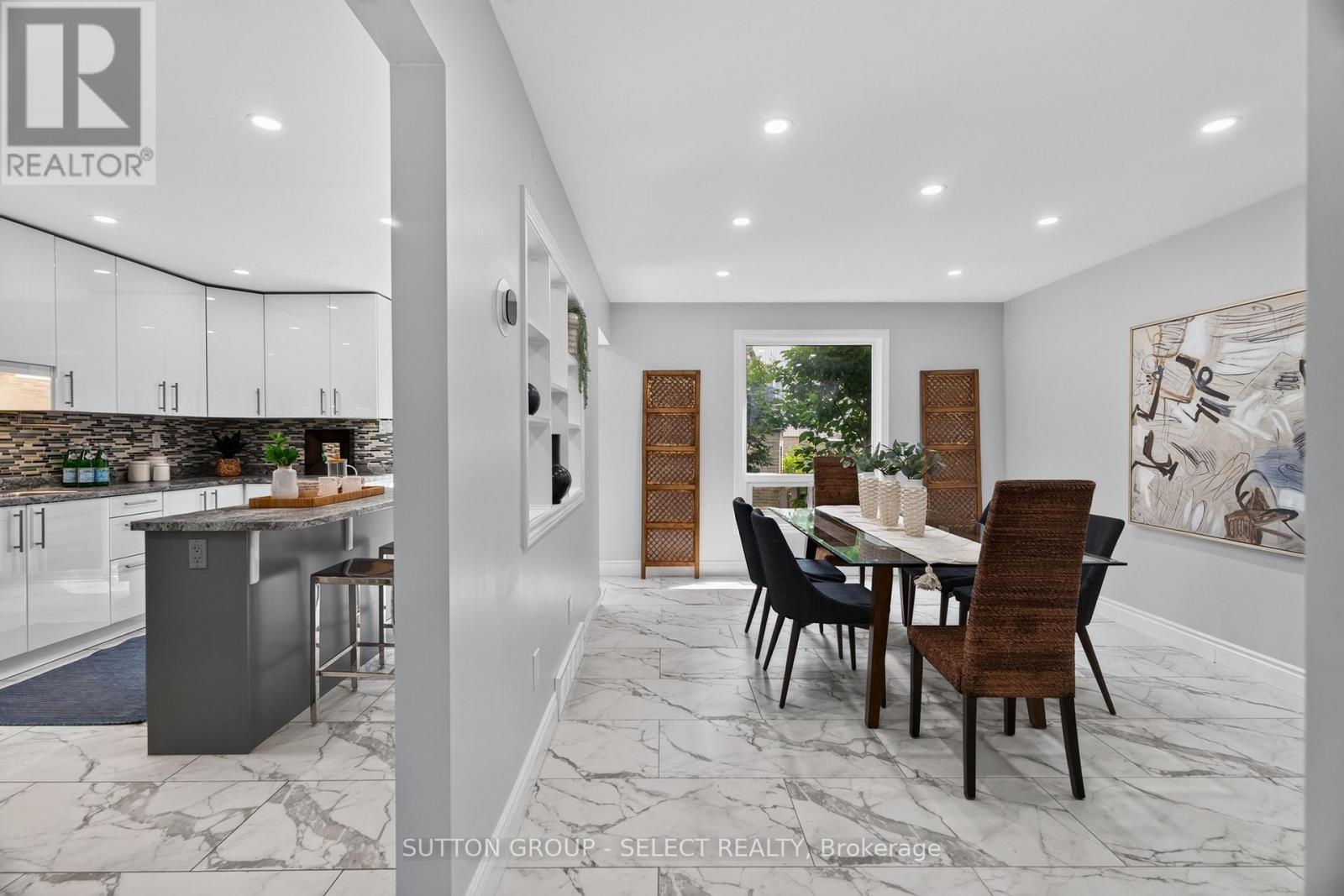 665 Woodcrest Boulevard Property Photo 15