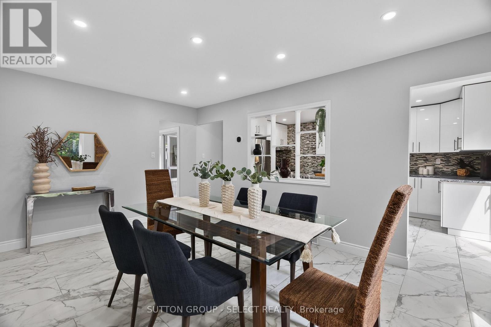 665 Woodcrest Boulevard Property Photo 16