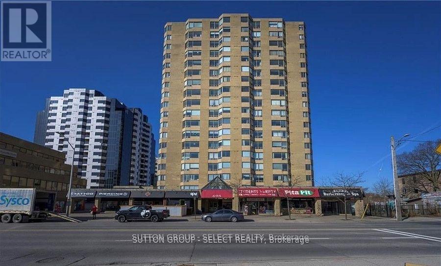 1605 - 695 Richmond Street Property Photo 1