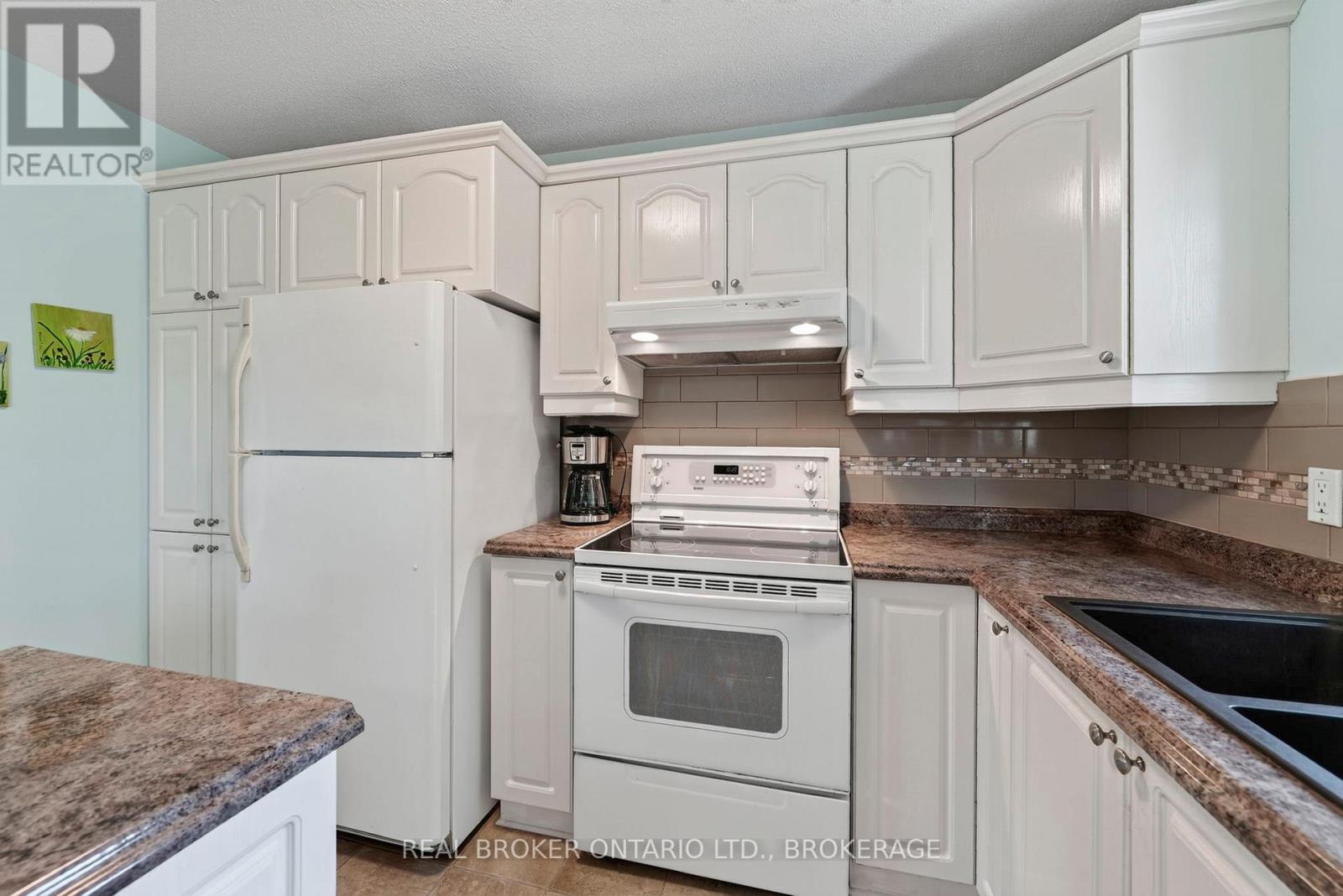 11 Albert Street Property Photo 10