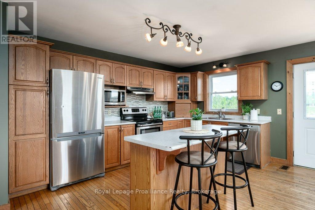 1075 Enright Road Property Photo 13
