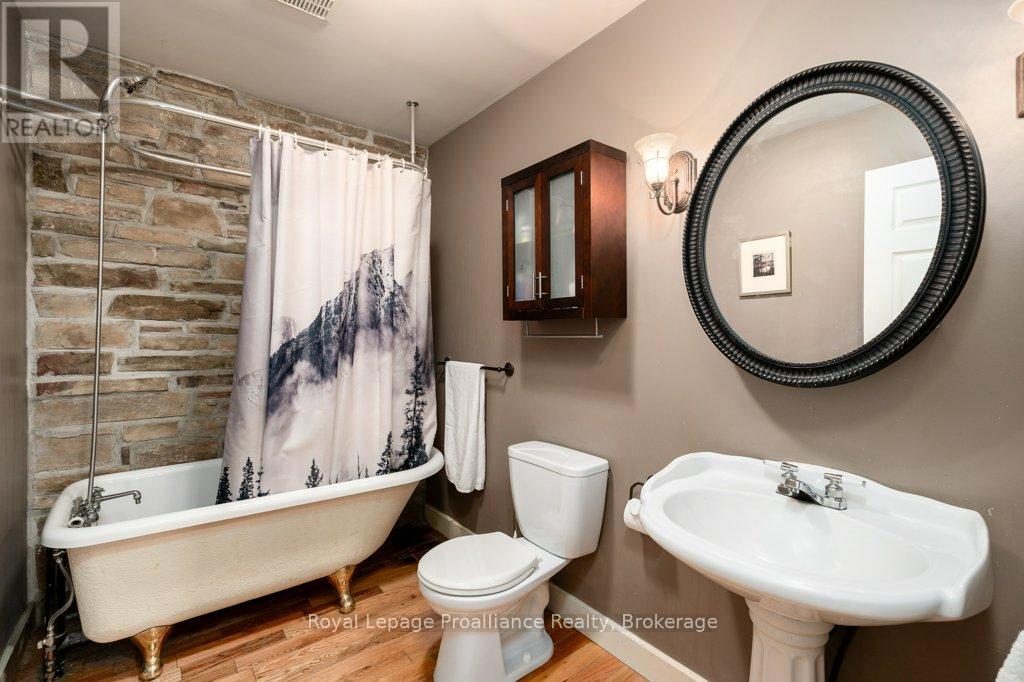 1075 Enright Road Property Photo 20